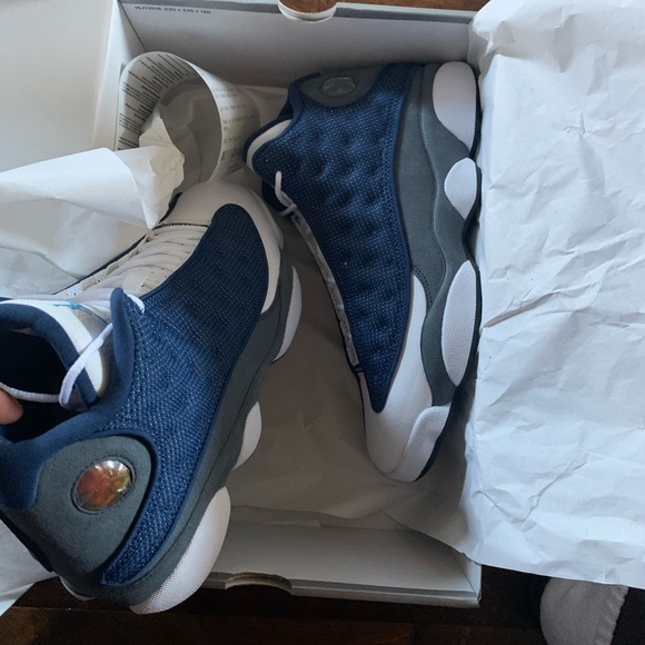 Retro Jordan Flint 13’s - Picture 2 of 3